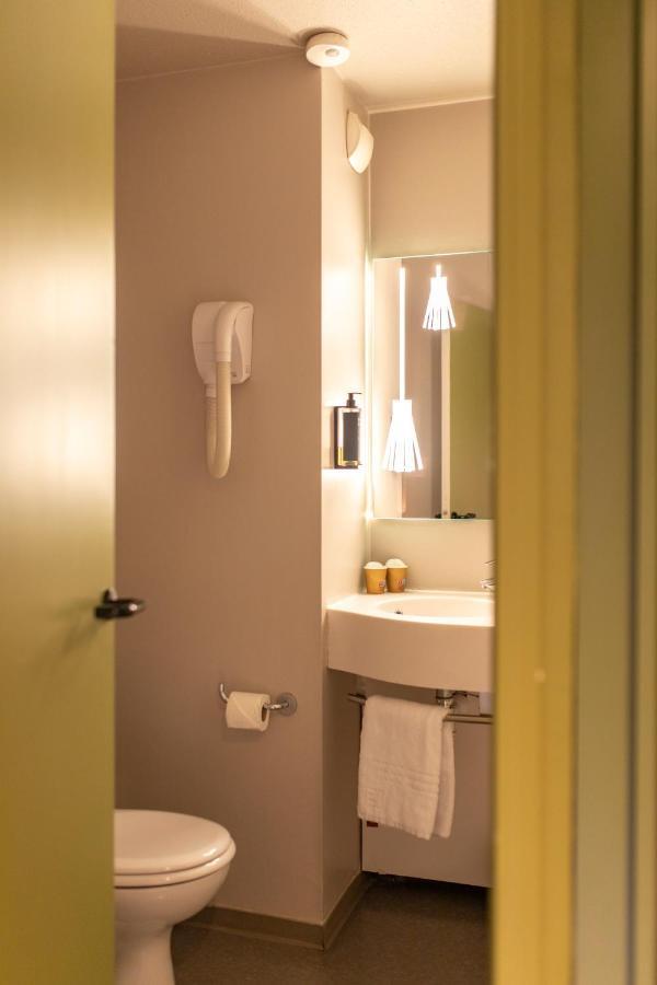 Ibis Styles St Etienne - Gare Chateaucreux Сент-Этьен Экстерьер фото